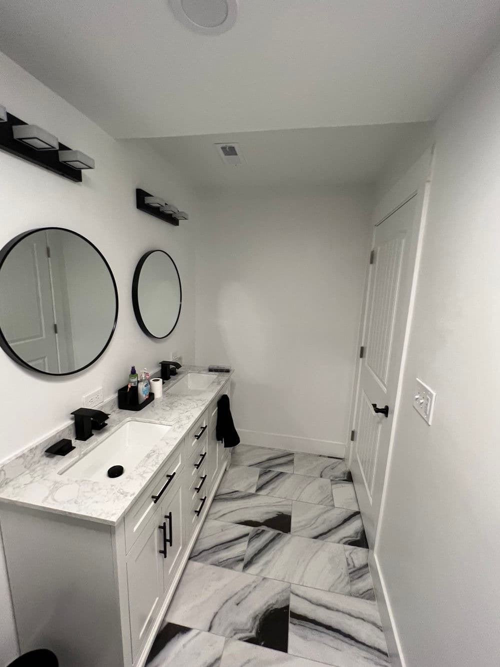 Gallery photos for Bare Concrete to Fully Finished Basement in Acworth: Image #26